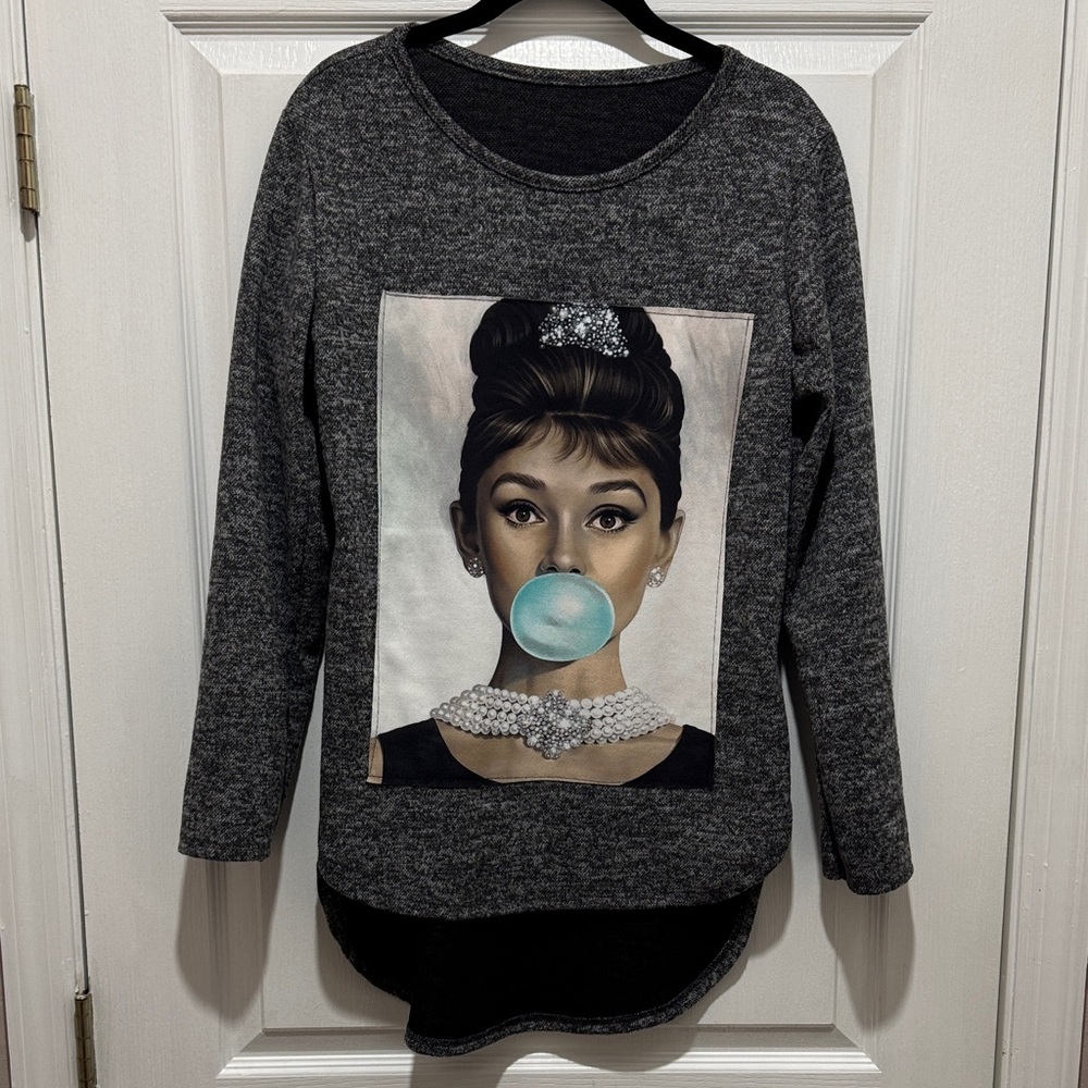 Gray Graphic Long Sleeve Top
